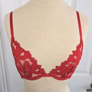 Victoria's Secret Unlined Plunge Demi Bra‎ Size 34B Very Sexy Red Appliqué sheer